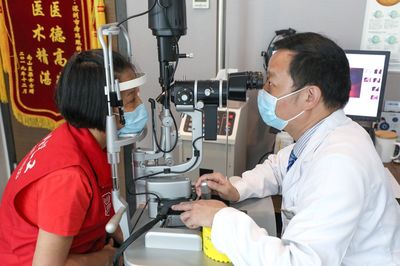 深圳為186萬“紅馬甲”免費檢查眼健康，希瑪眼科醫(yī)院“健康U站”同步啟動檢測服務(wù)